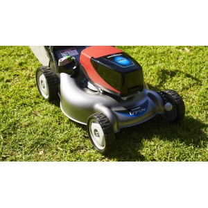 http://www.mowerpower.com.au/1181-thickbox/honda-hrg466-battery-self-propelled-mower.jpg