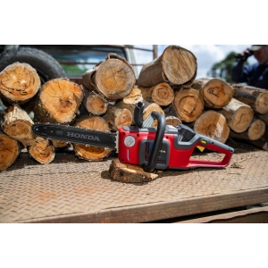 http://www.mowerpower.com.au/1355-thickbox/battery-chainsaw-14-bar-for-hire-24-hours.jpg